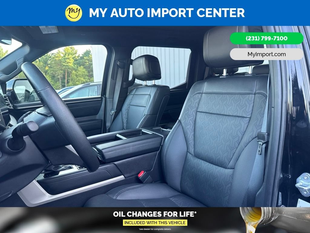 Used 2025 Toyota Tundra Limited AWD/4WD image 12