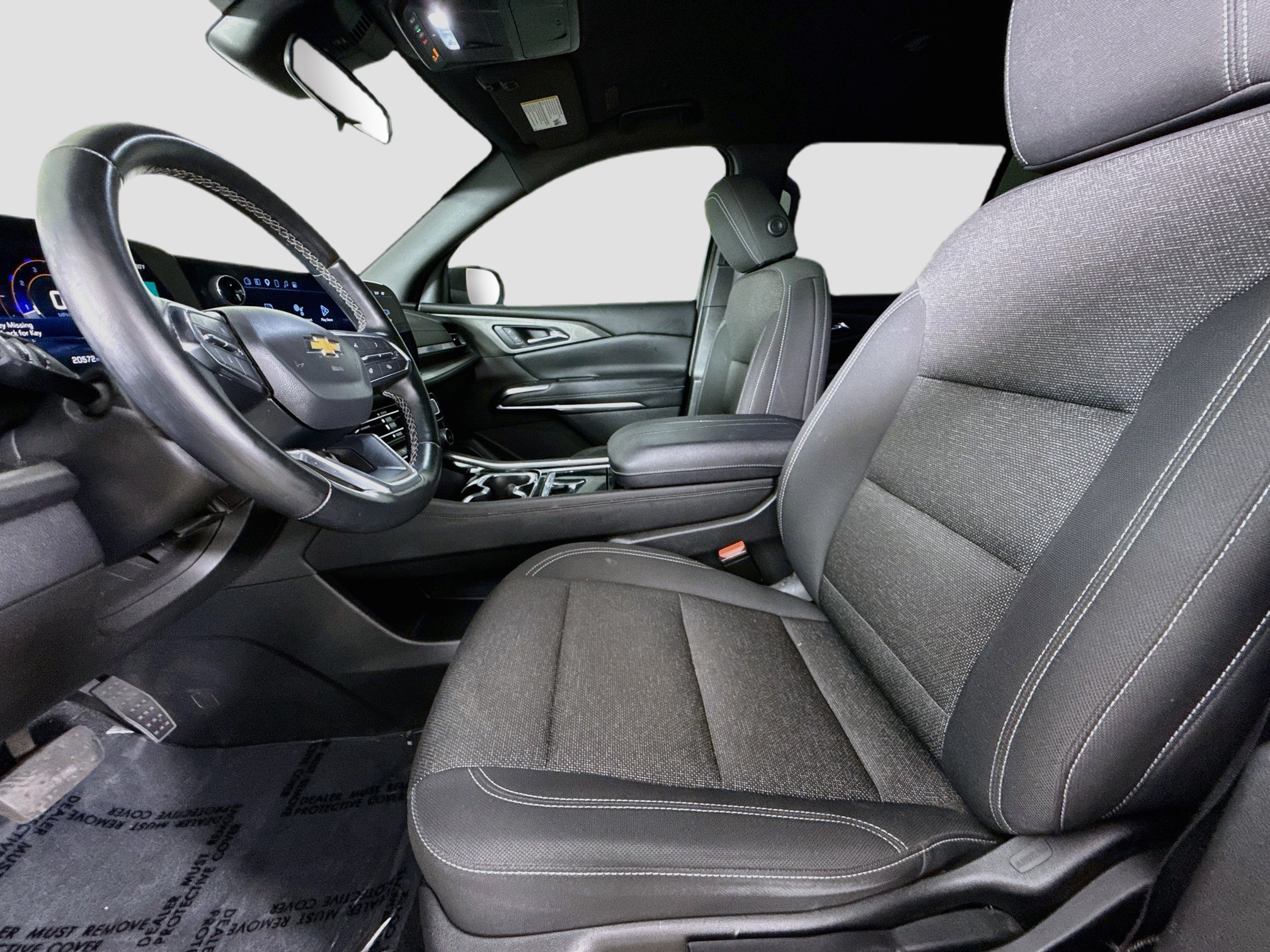 Used 2024 Chevrolet Traverse LS FWD image 23