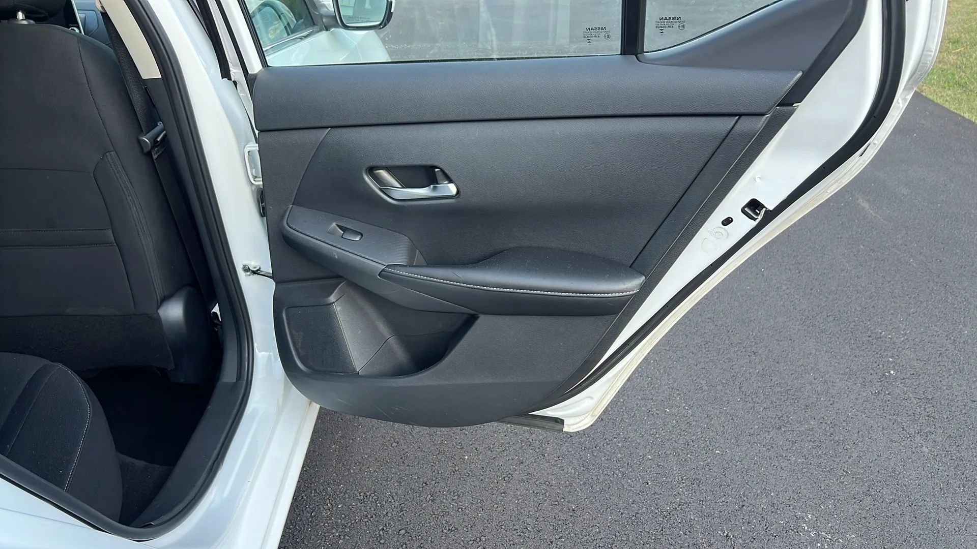 Used 2023 Nissan Sentra SV image 14