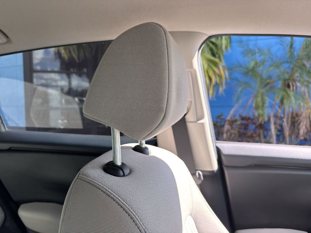 Used 2024 Honda HR-V LX image 16