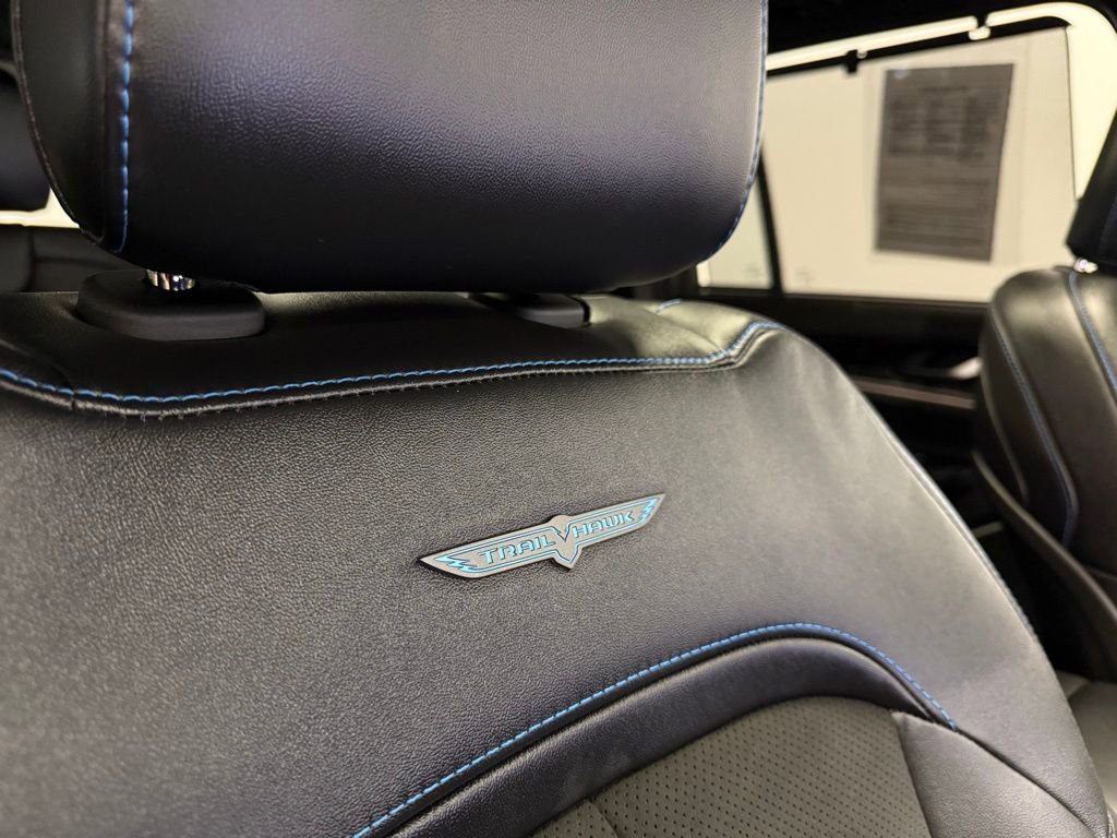 Used 2023 Jeep Grand Cherokee Trailhawk w/ Advanced Protech Group II image 22