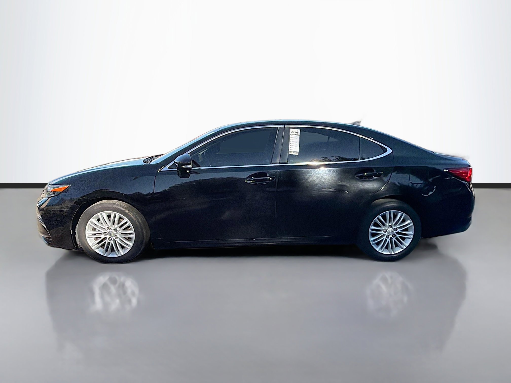 Used 2016 Lexus ES 350 w/ Navigation System Package image 6