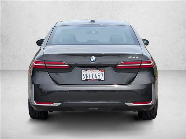 Certified 2025 BMW 530i RWD image 7