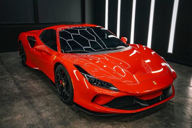 Used 2021 Ferrari F8 Tributo RWD image 4