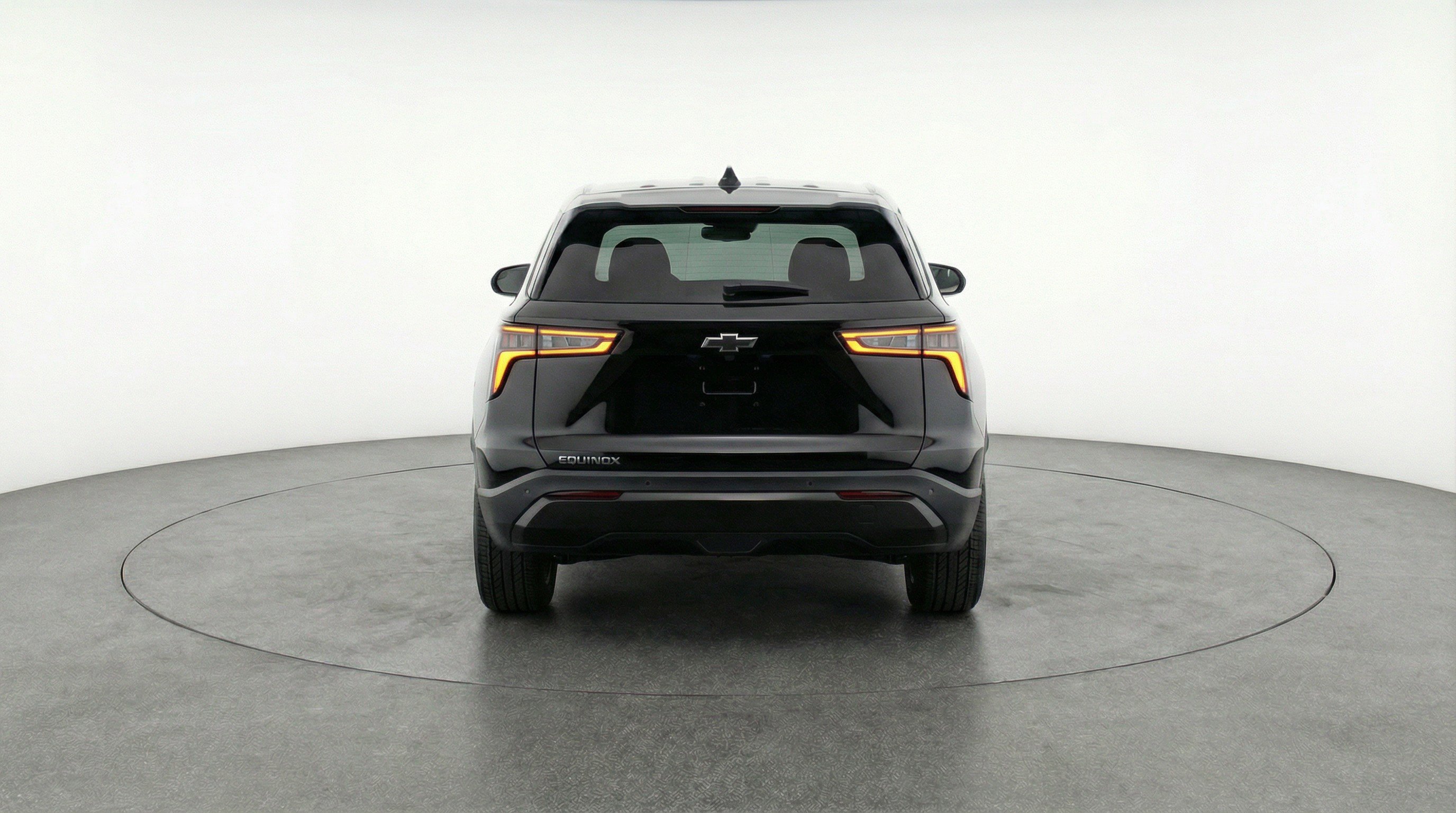 Used 2025 Chevrolet Equinox LT FWD image 7