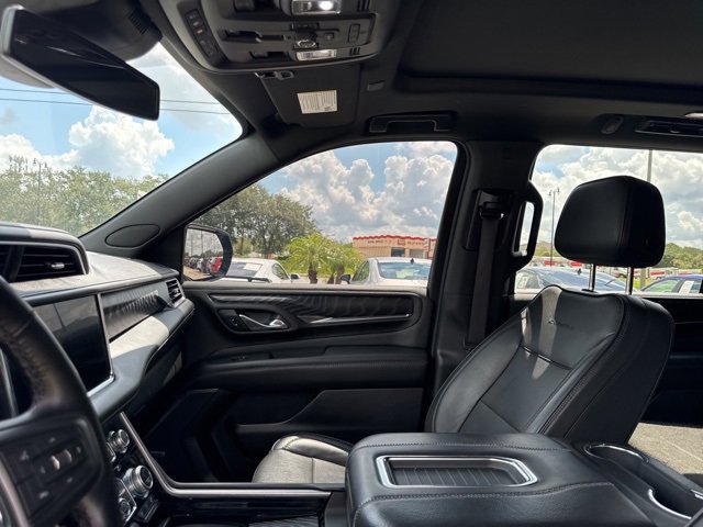 Used 2023 GMC Yukon XL Denali image 24