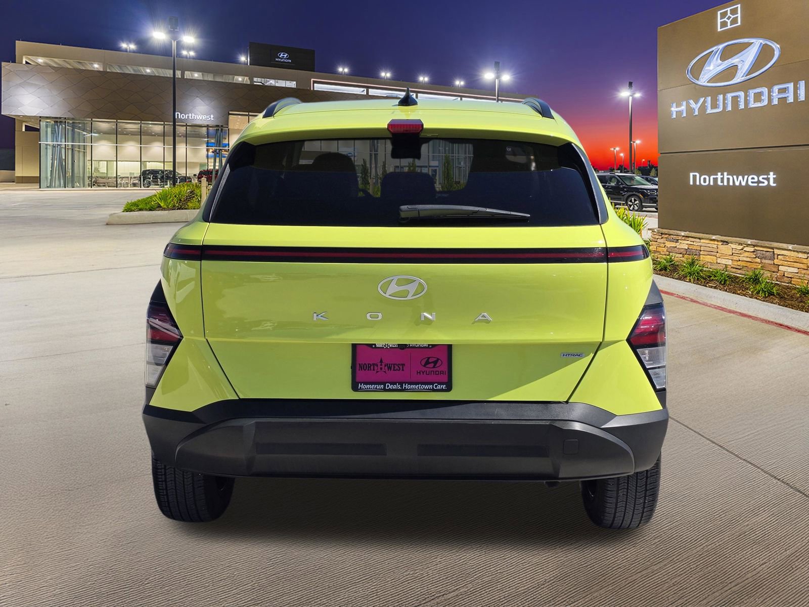 Certified 2025 Hyundai Kona SEL image 8