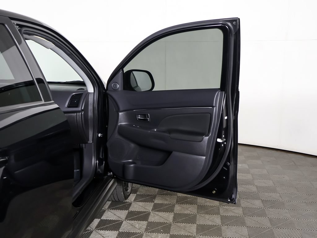 Used 2024 Mitsubishi Outlander Sport AWD image 17