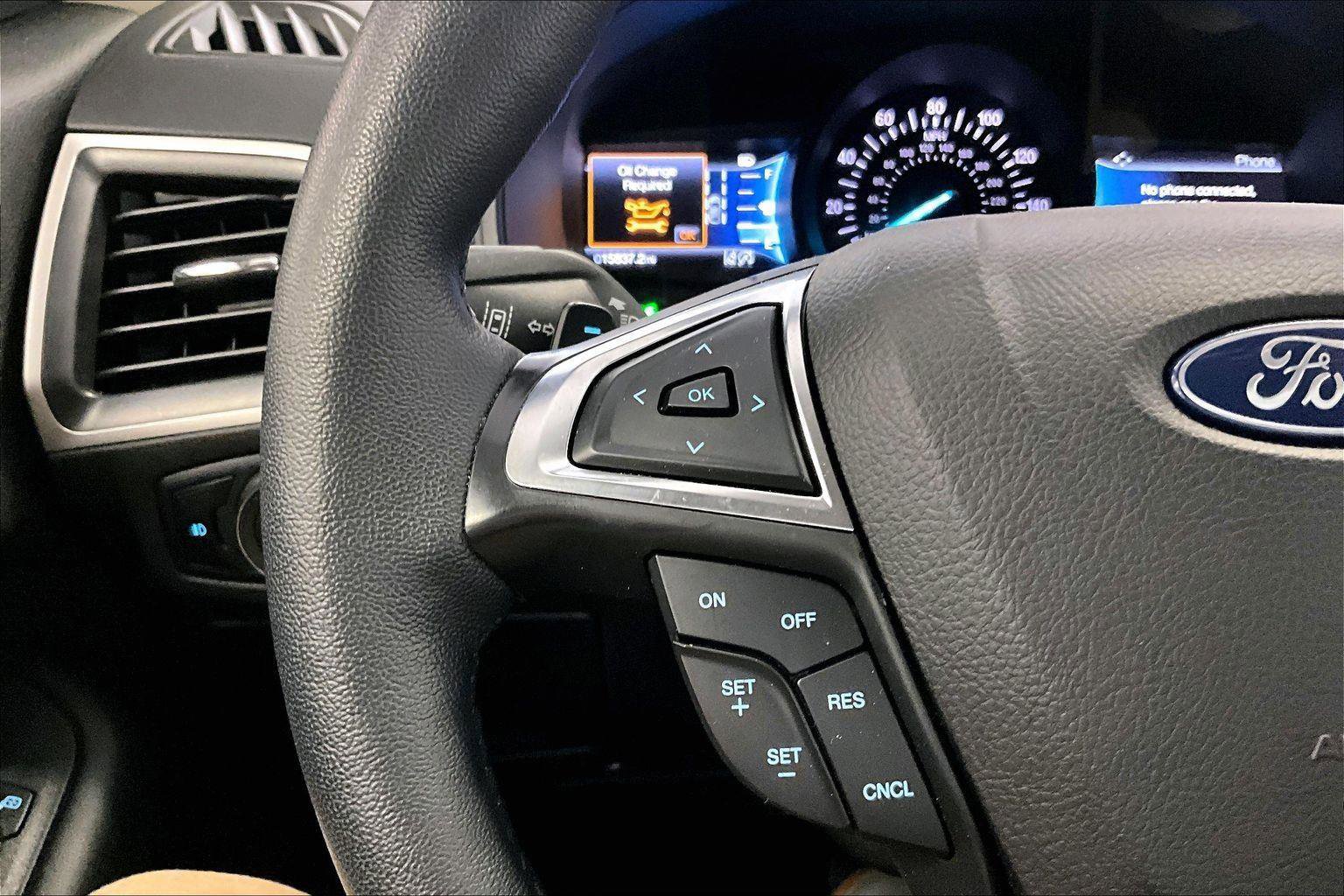 Used 2024 Ford Edge SEL w/ Convenience Package image 17