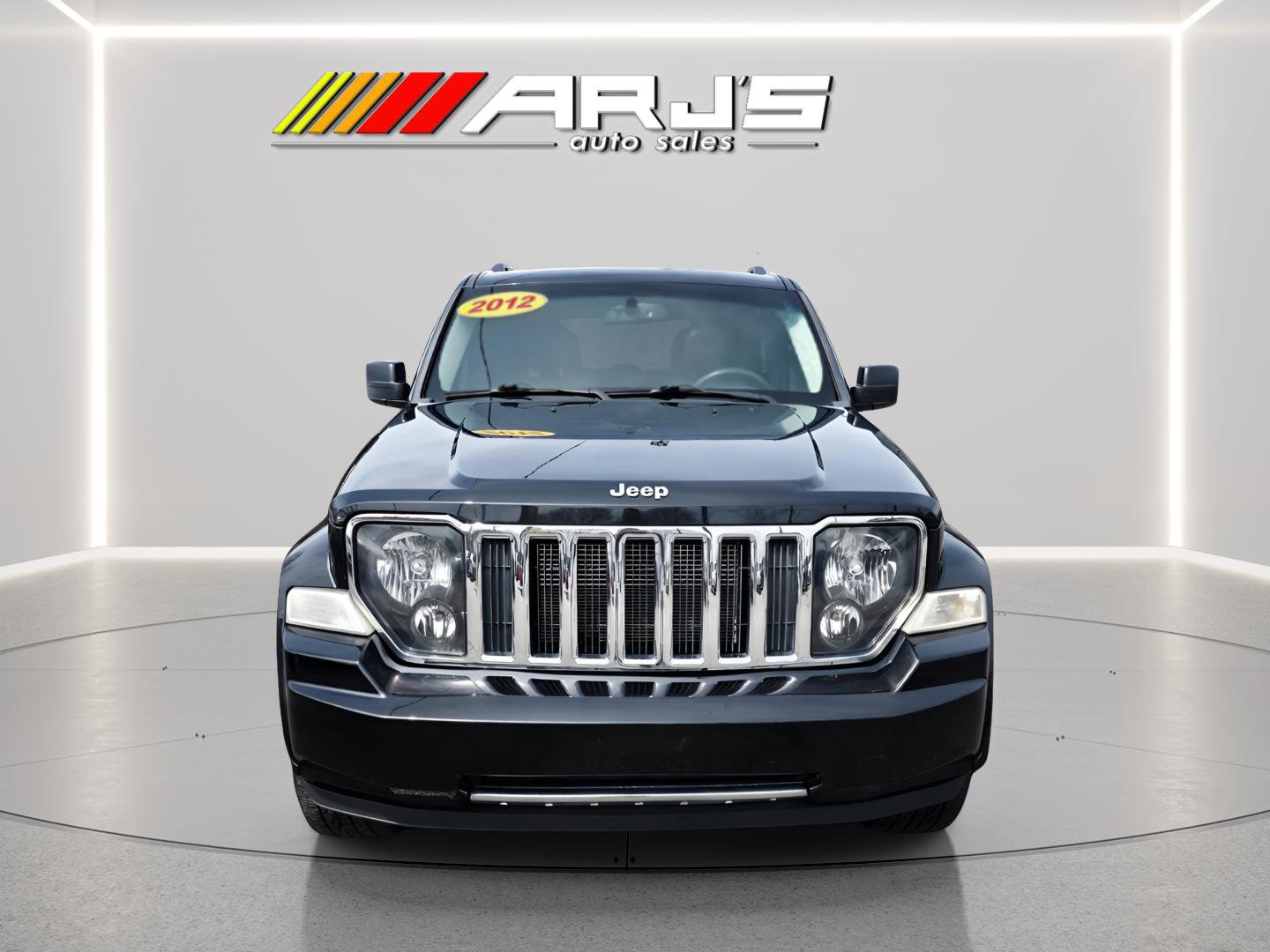 Used 2012 Jeep Liberty Limited Jet w/ Chrome Accents Group image 5