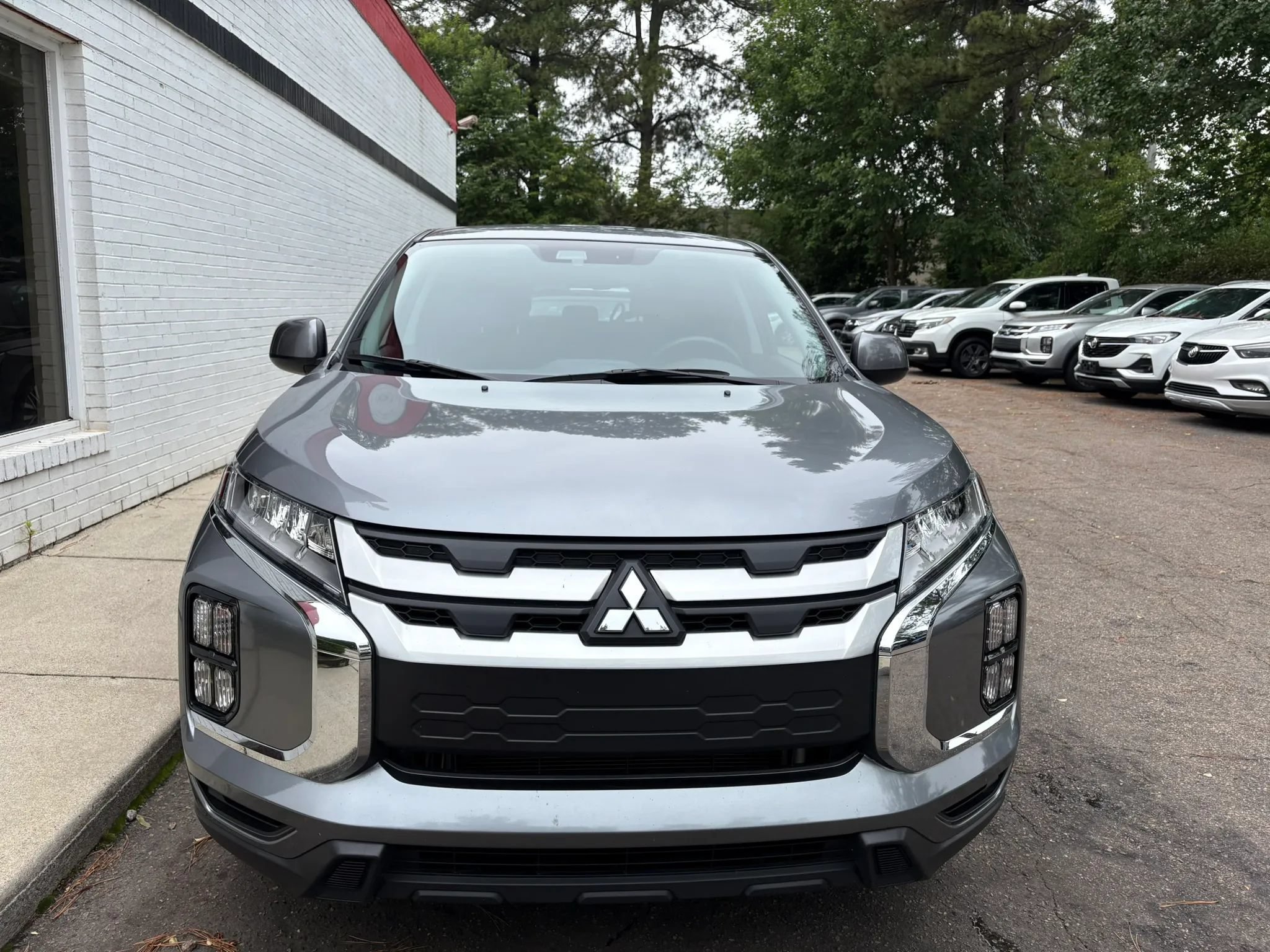Used 2025 Mitsubishi Outlander Sport ES AWD/4WD image 3