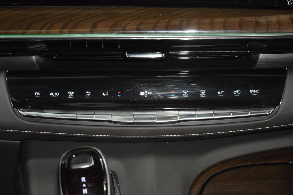 Used 2024 Cadillac Escalade Sport Platinum AWD/4WD image 34