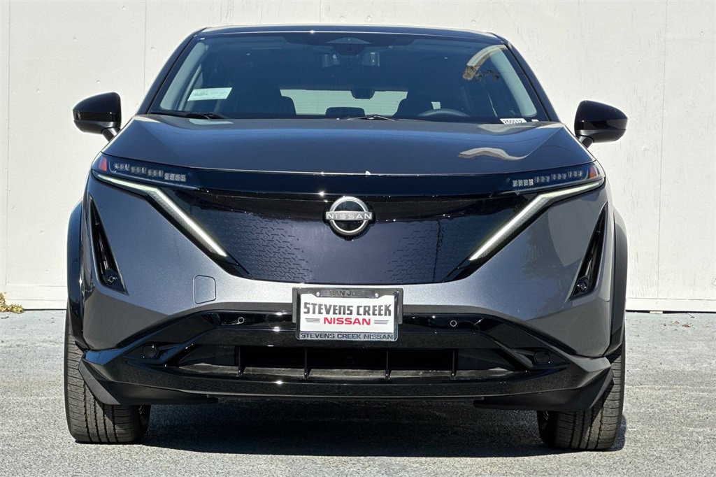 New 2025 Nissan Ariya FWD image 3