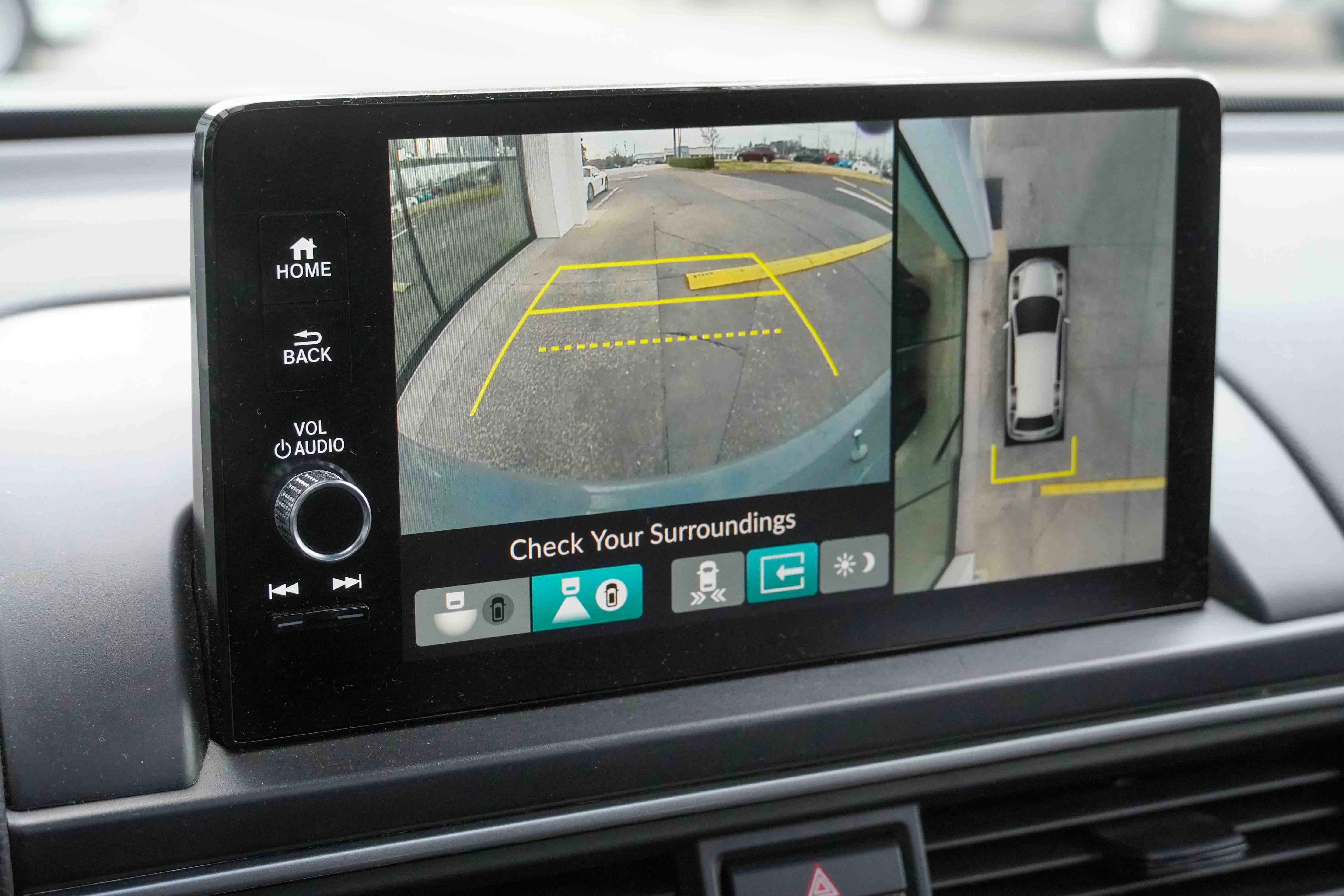 Used 2025 Honda Pilot Black Edition image 27