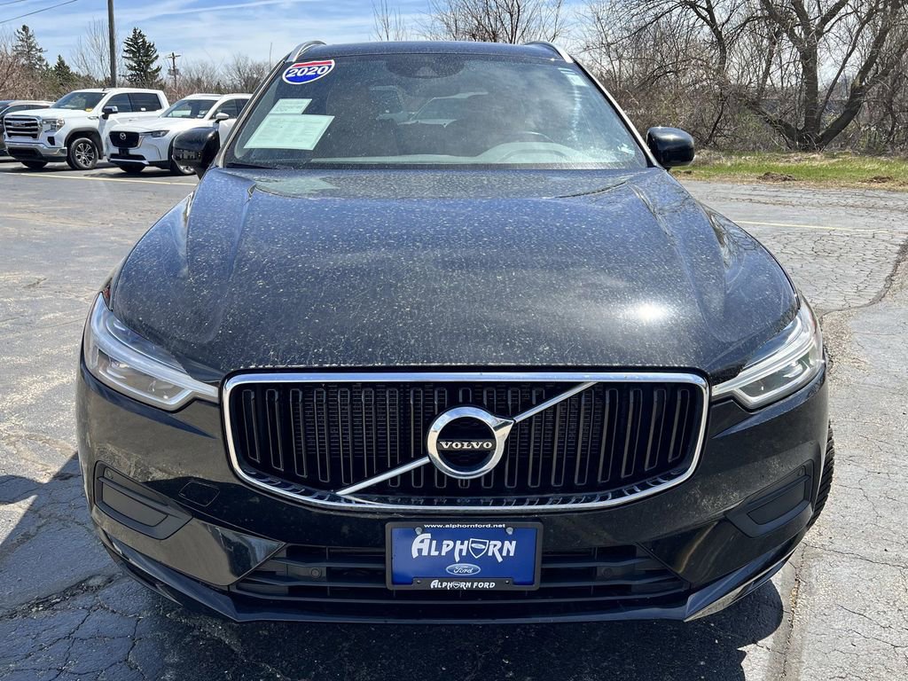 Used 2020 Volvo XC60 T5 Momentum w/ Protection Package Premier image 40