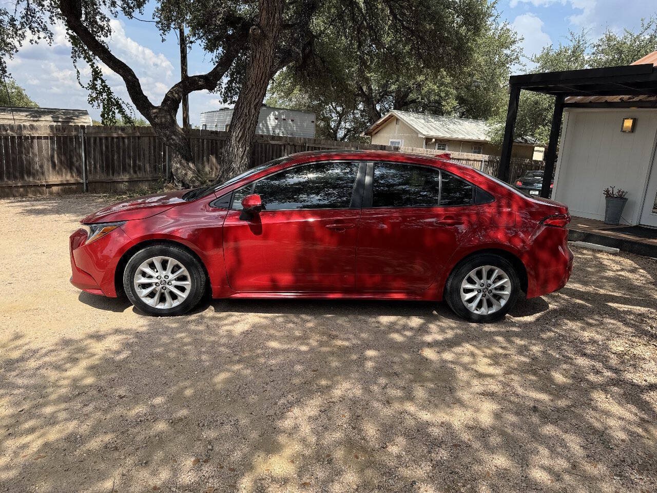 Used 2020 Toyota Corolla LE w/ LE Premium Package FWD image 7