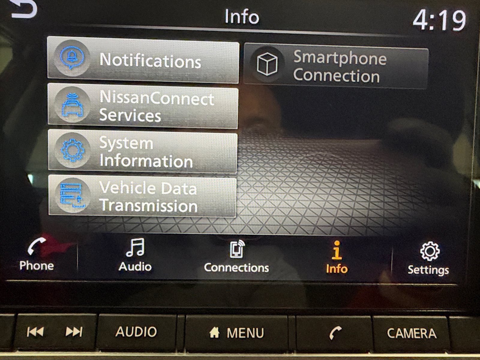 Used 2025 Nissan Rogue SV FWD image 35