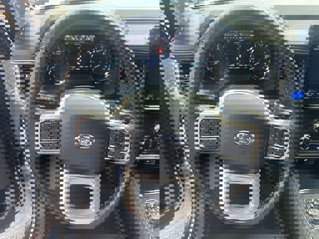 Used 2024 Ford Expedition Max XLT image 15