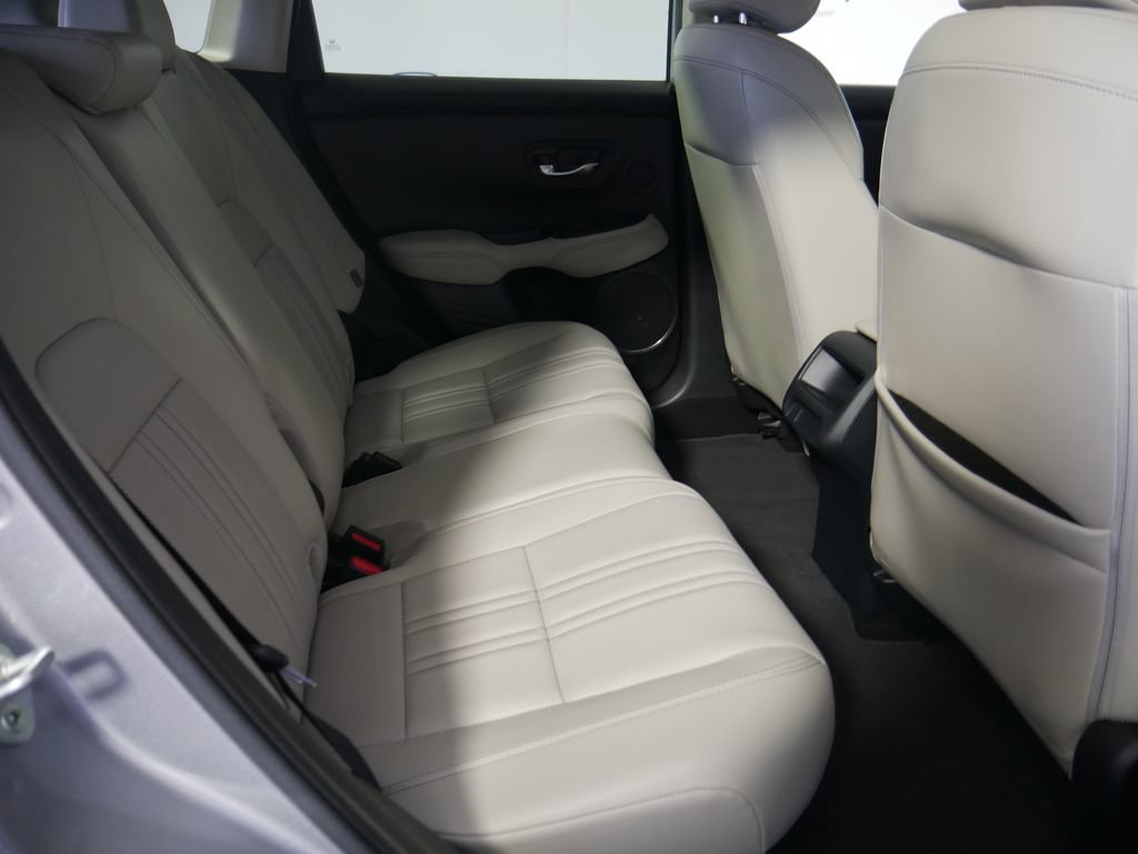 Used 2023 Honda HR-V EX-L image 8