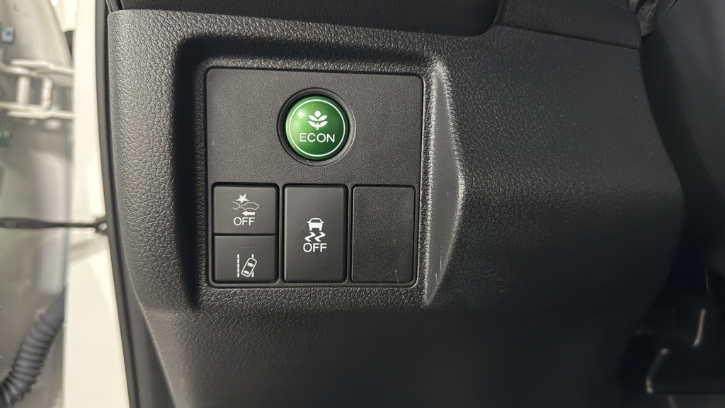 Used 2021 Honda HR-V EX image 17