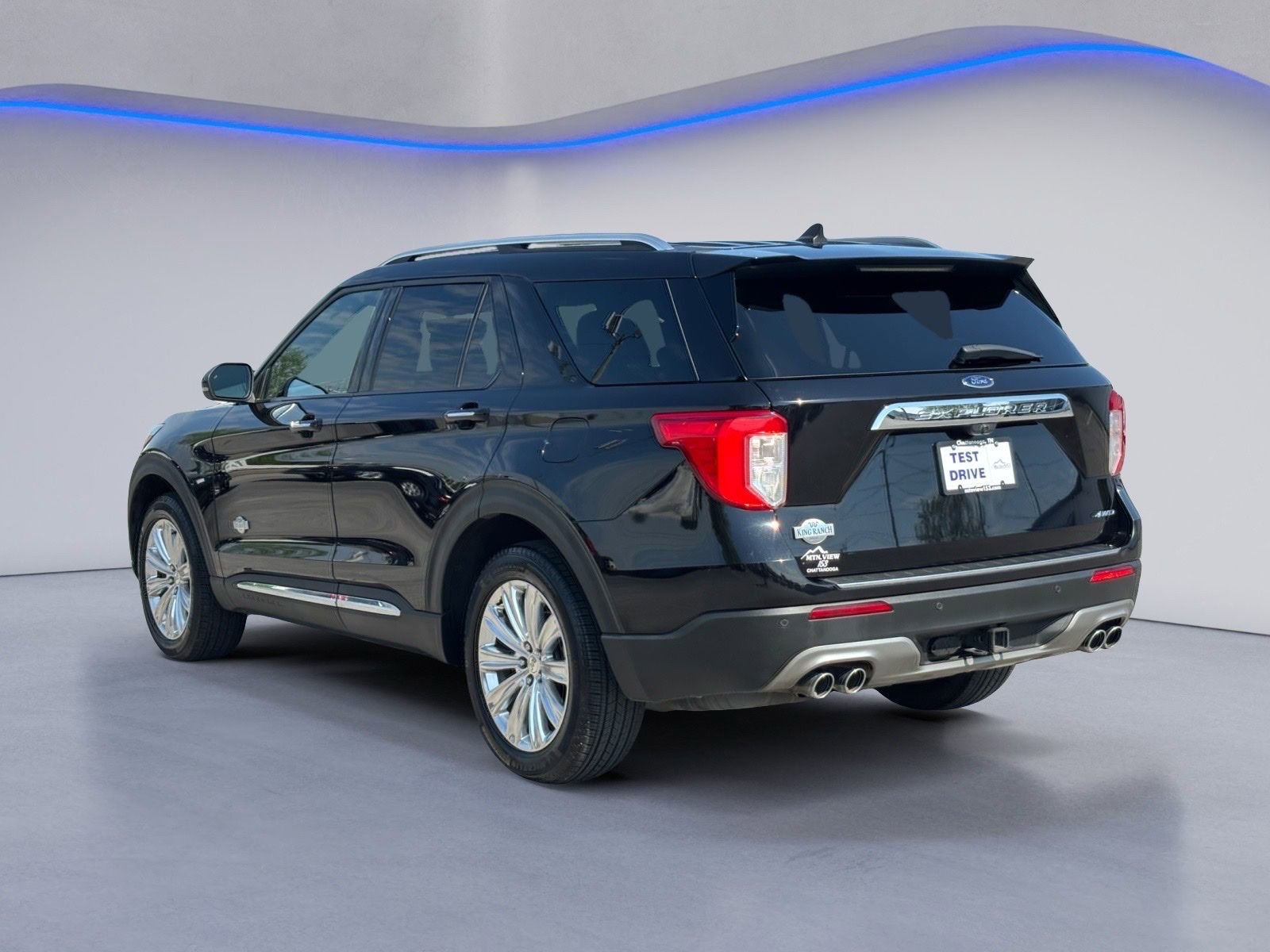 Used 2022 Ford Explorer King Ranch w/ Class IV Trailer Tow Package AWD/4WD image 3
