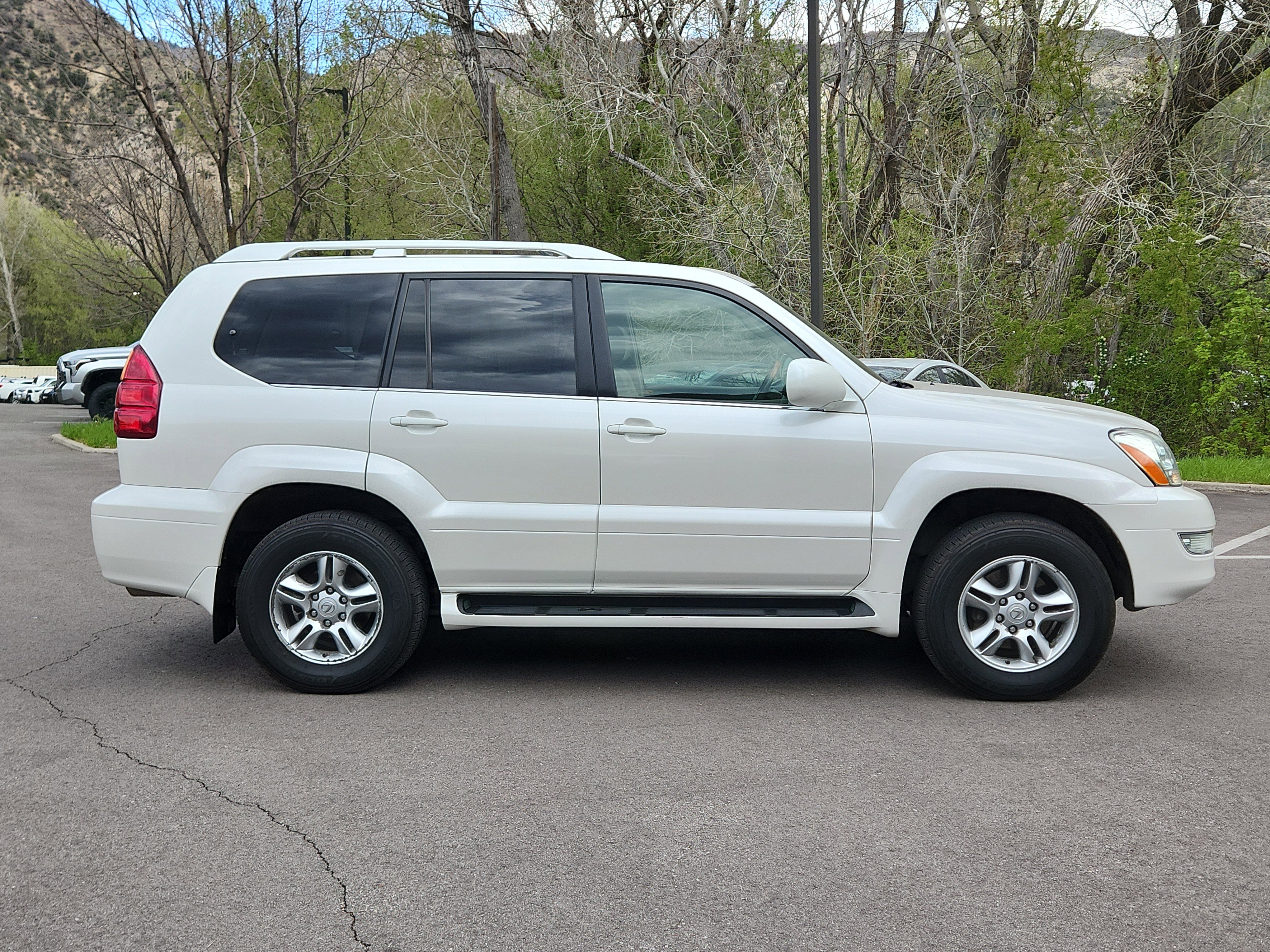 Used 2007 Lexus GX 470 image 2