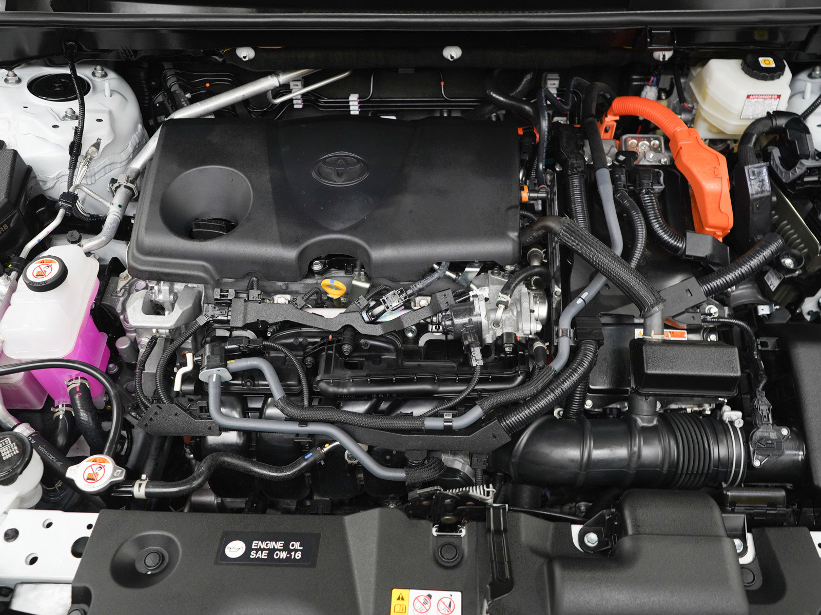 Used 2025 Toyota RAV4 Limited w/ Advanced Technology Package AWD/4WD image 33