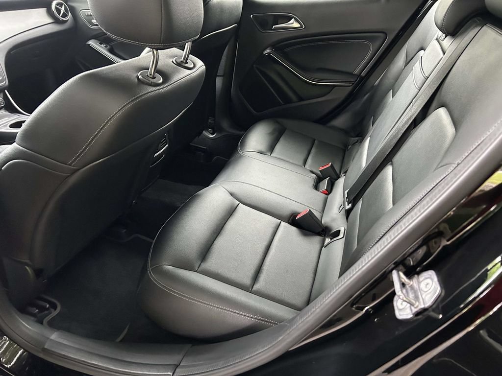 Used 2020 Mercedes-Benz GLA 250 image 9