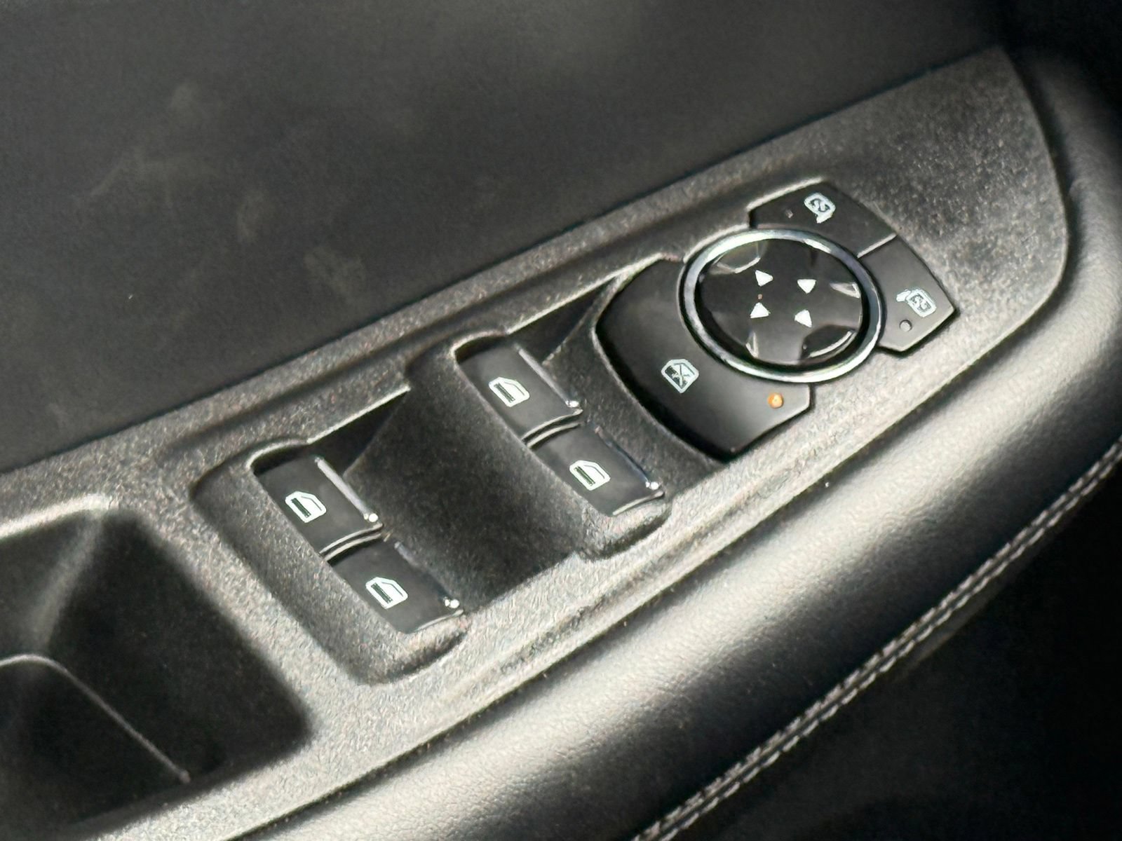New 2024 Ford Edge SE AWD/4WD image 35