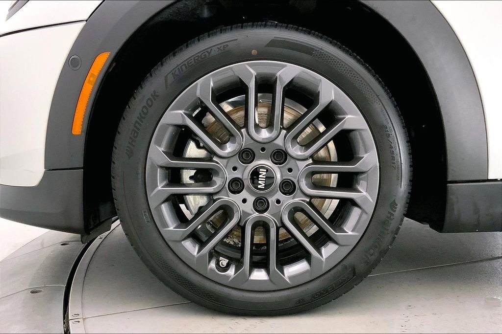 Certified 2025 MINI Cooper S image 8