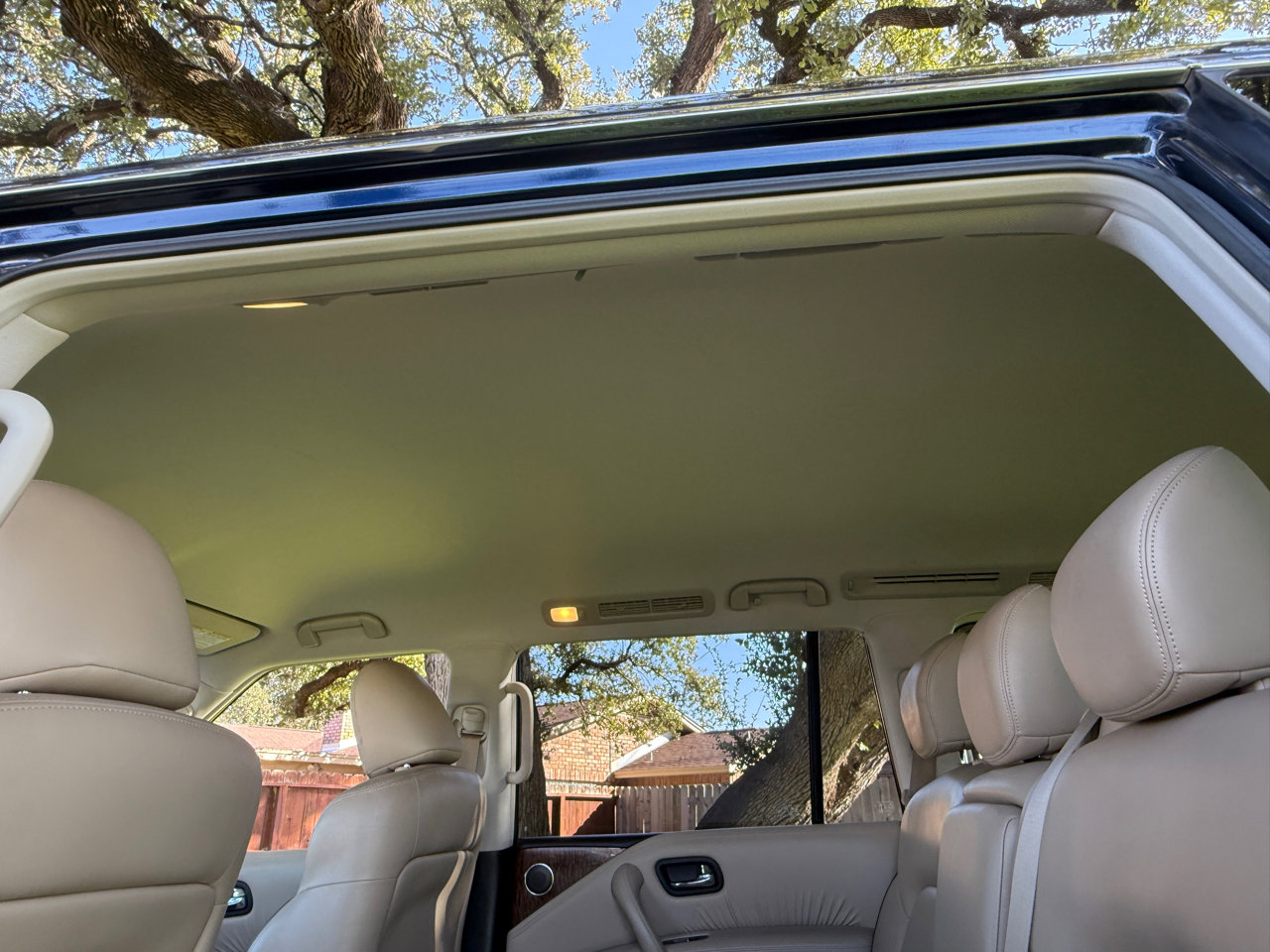 Used 2017 Nissan Armada SL image 22