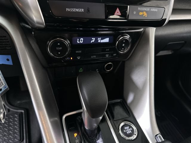 Used 2019 Mitsubishi Eclipse Cross LE AWD/4WD image 17