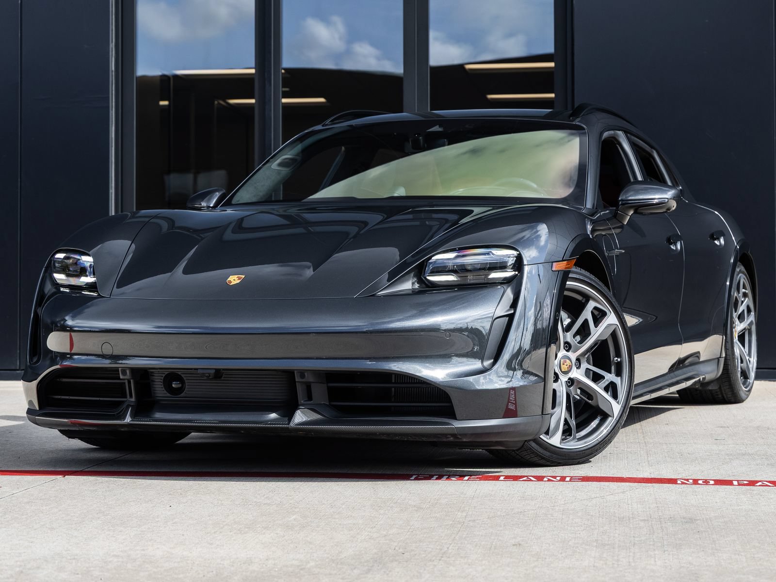 Certified 2023 Porsche Taycan Turbo S AWD/4WD image 1