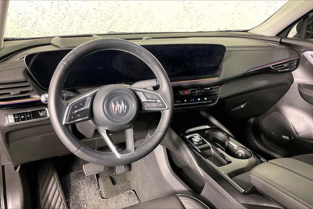 Used 2024 Buick Envision Avenir AWD/4WD image 4