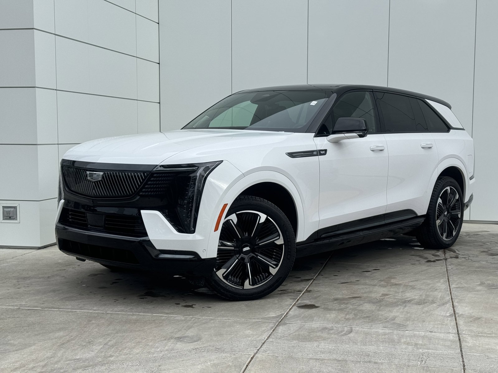 New 2025 Cadillac Escalade IQ Sport 2 AWD/4WD image 2