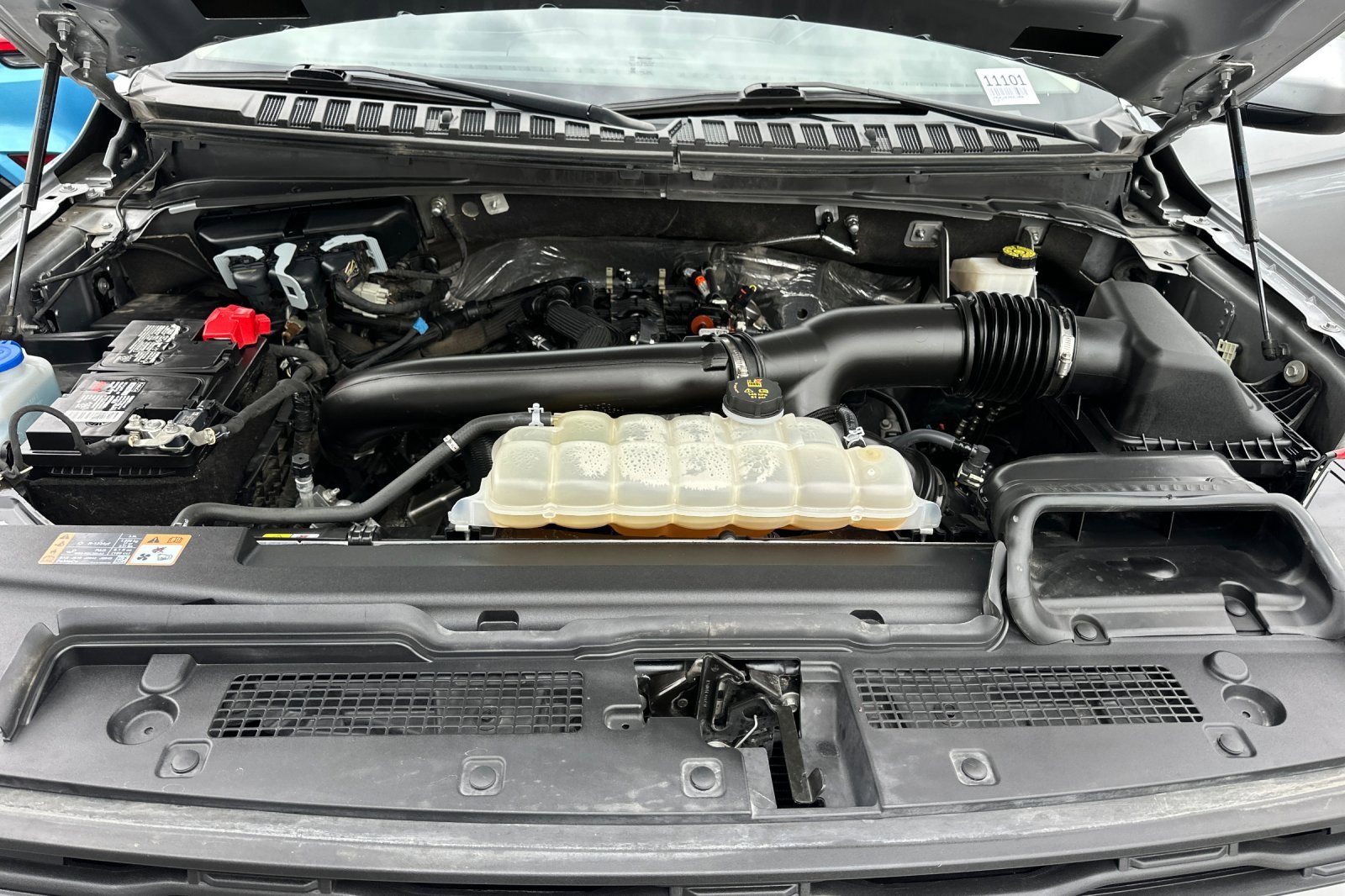 Used 2024 Ford Expedition Max XLT image 25