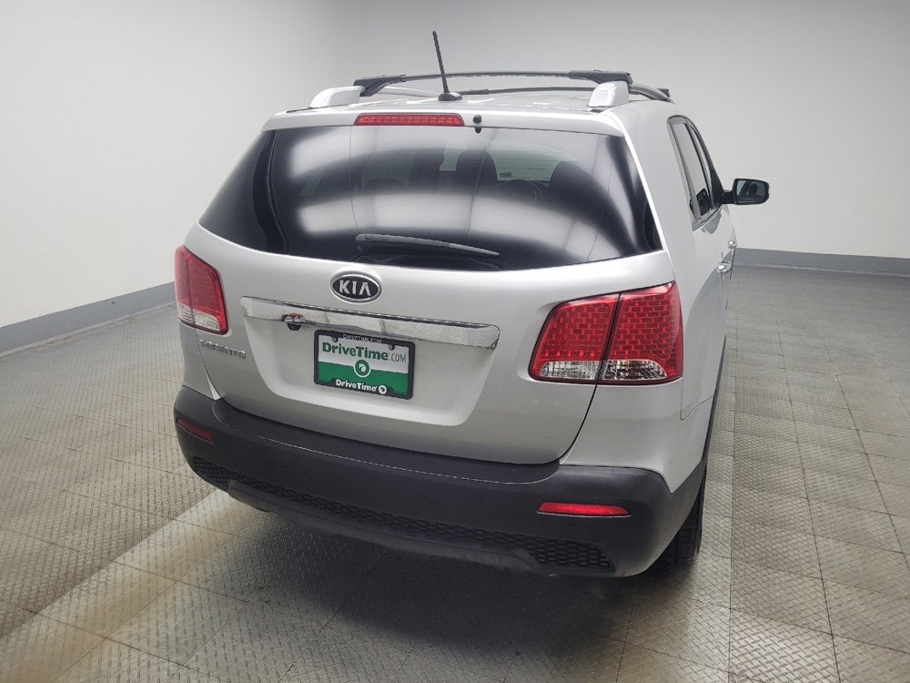 Used 2013 Kia Sorento LX w/ Convenience Pkg image 7