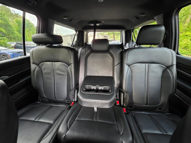 Used 2024 Jeep Wagoneer L Series II w/ Flexible Seating Group image 29