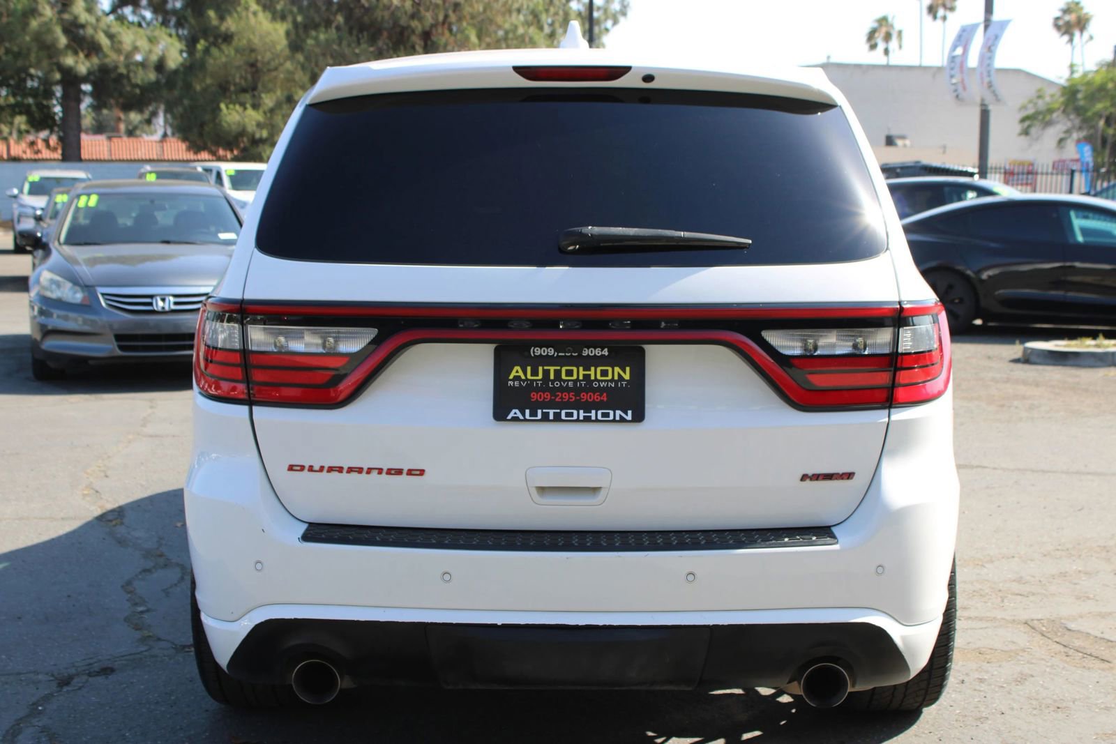 Used 2018 Dodge Durango R/T w/ Blacktop Package RWD image 36