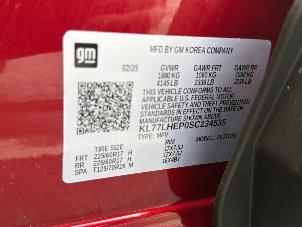 Certified 2025 Chevrolet Trax LT w/ LT Convenience Package FWD image 31