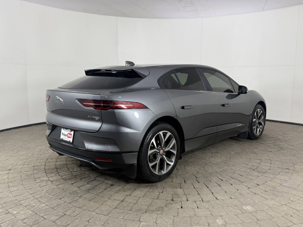 Used 2020 Jaguar I-PACE HSE image 9