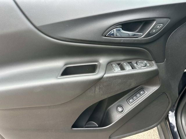 Used 2020 Chevrolet Equinox LT w/ Sport Edition FWD image 15
