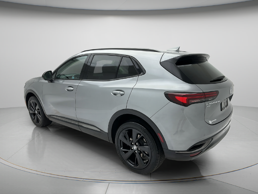 Used 2023 Buick Envision Preferred w/ Sport Touring Package AWD/4WD image 4