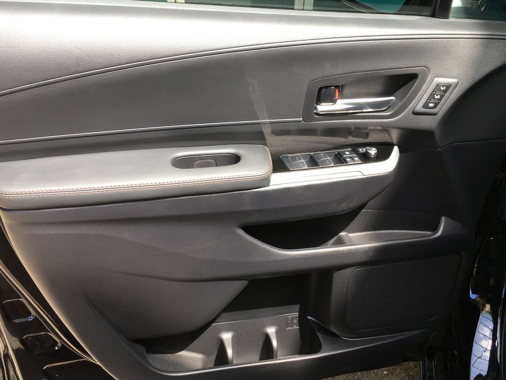 New 2026 Toyota Sienna Platinum AWD/4WD image 20