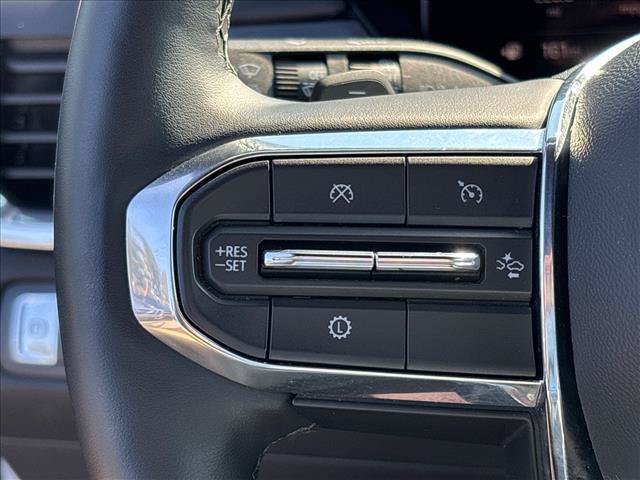 Certified 2025 GMC Acadia Elevation FWD image 12