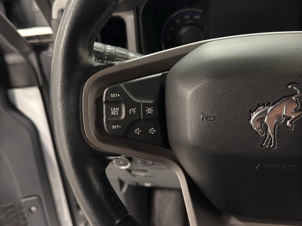 Used 2023 Ford Bronco Black Diamond w/ Sasquatch Package image 14