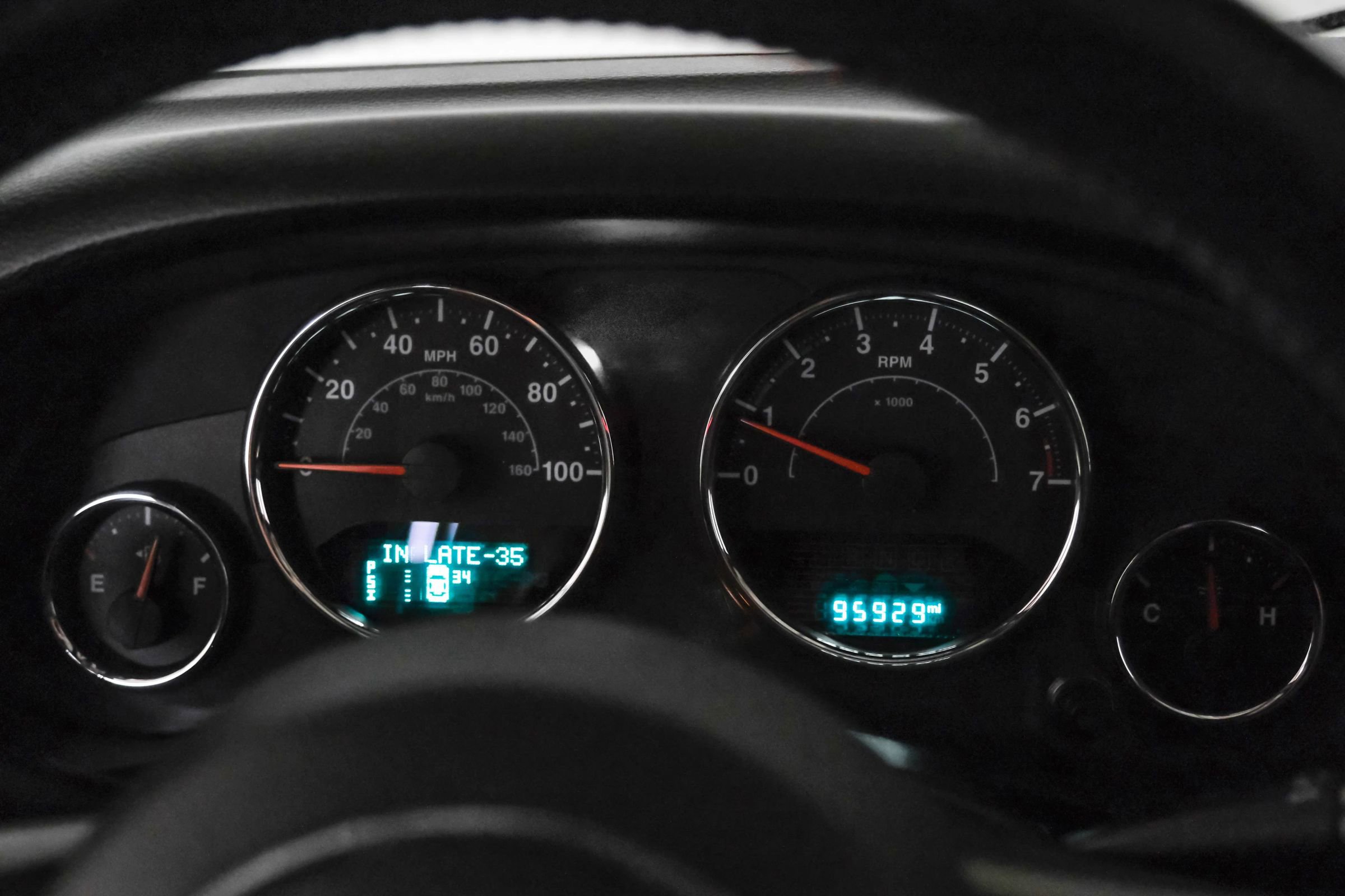 Used 2017 Jeep Wrangler Unlimited Sahara AWD/4WD image 16