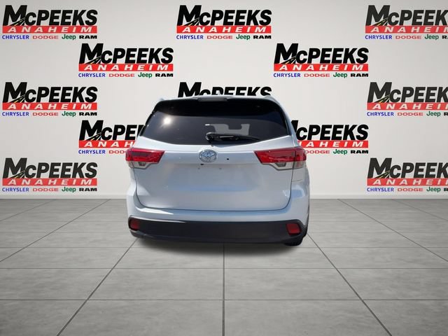 Used 2018 Toyota Highlander XLE FWD image 7