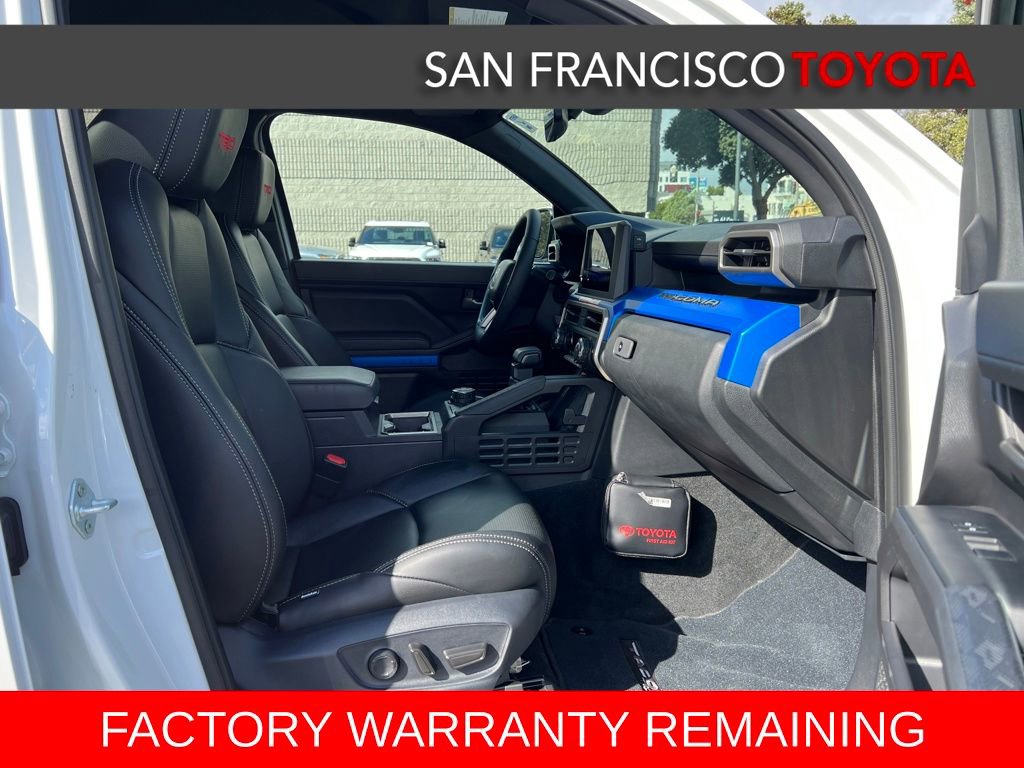 Certified 2025 Toyota Tacoma TRD Off-Road image 21