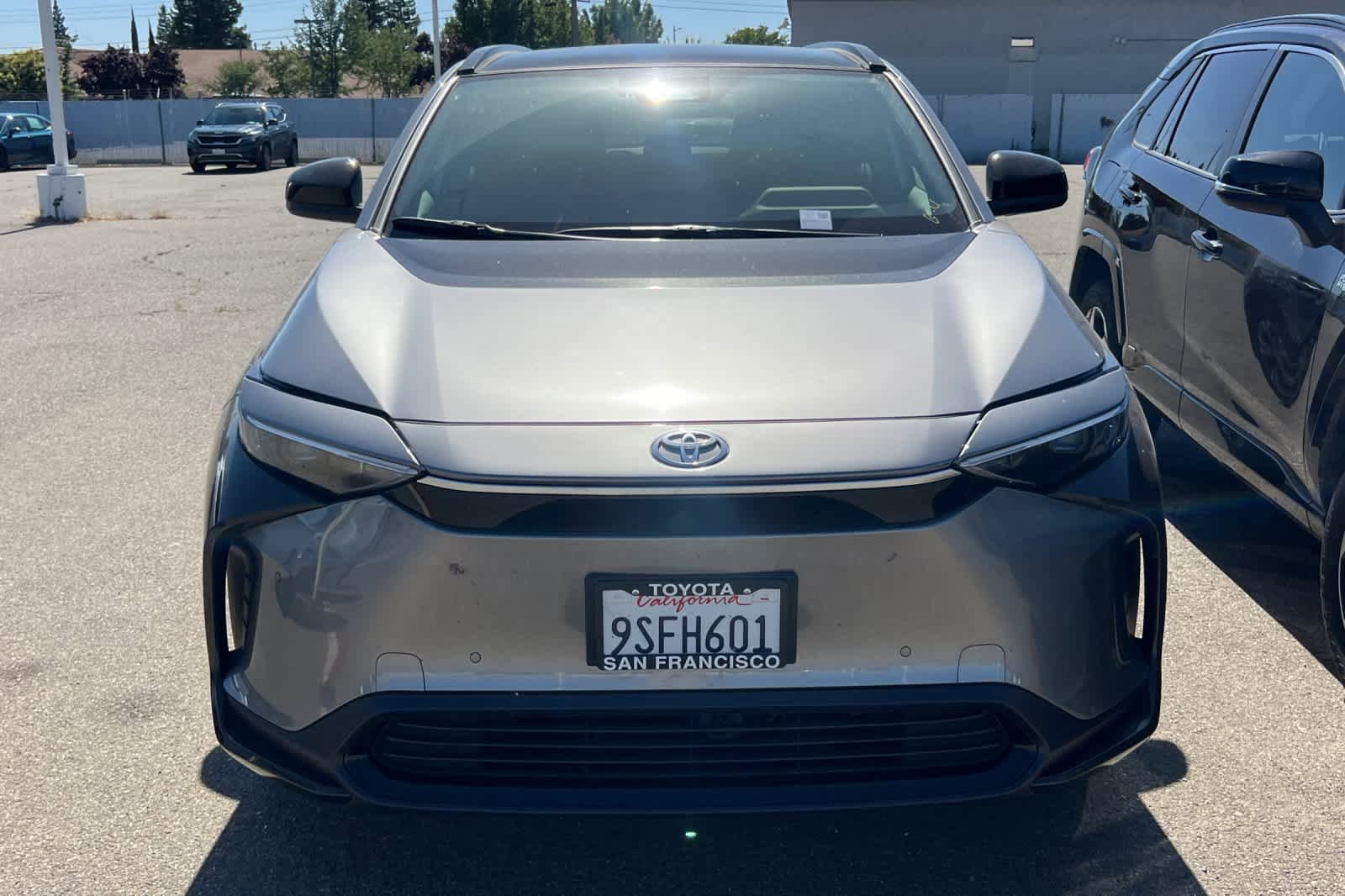 Used 2025 Toyota bZ4X FWD image 2